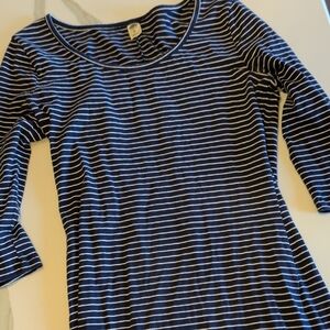Old Navy Women's Navy and White Striped Long Sleeve Top